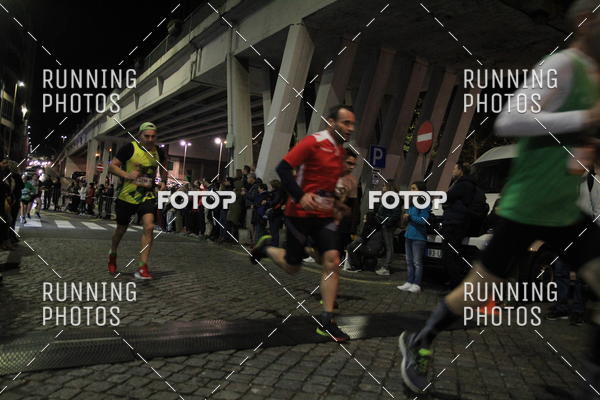 Buy your photos of the eventS�o Silvestre Porto 2019 on Fotop
