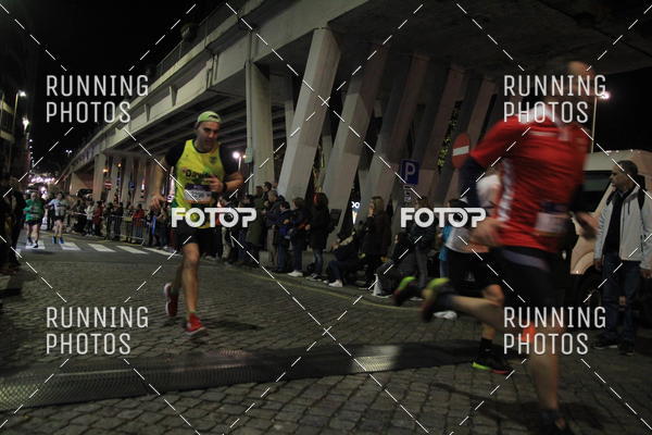 Buy your photos of the eventS�o Silvestre Porto 2019 on Fotop
