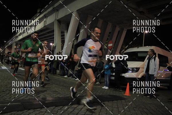 Buy your photos of the eventS�o Silvestre Porto 2019 on Fotop