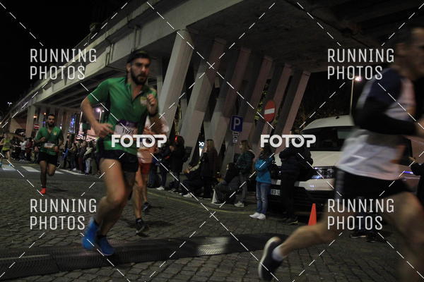 Buy your photos of the eventS�o Silvestre Porto 2019 on Fotop