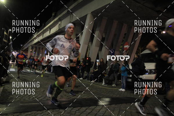 Buy your photos of the eventS�o Silvestre Porto 2019 on Fotop