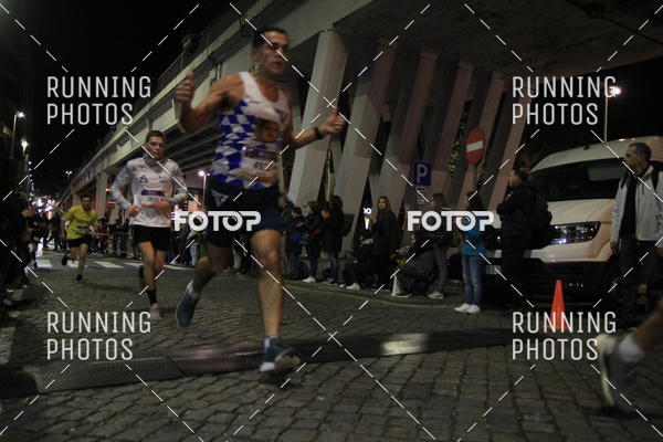 Buy your photos of the eventS�o Silvestre Porto 2019 on Fotop