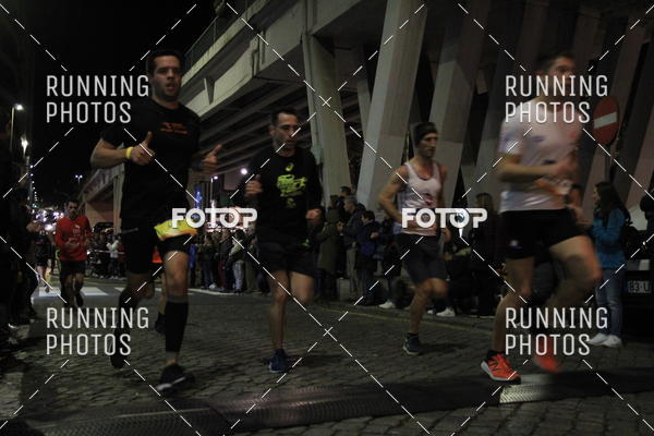 Buy your photos of the eventS�o Silvestre Porto 2019 on Fotop