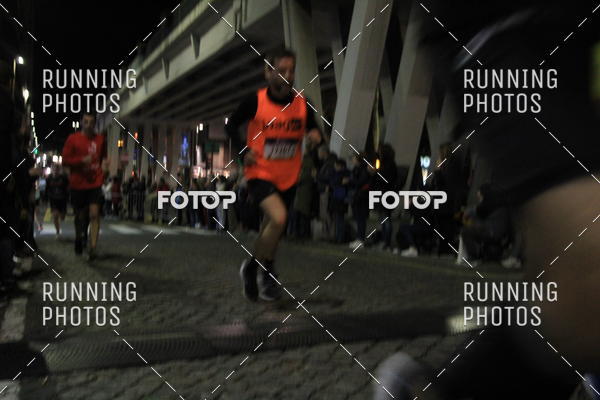 Buy your photos of the eventS�o Silvestre Porto 2019 on Fotop