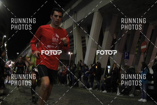 Buy your photos of the eventS�o Silvestre Porto 2019 on Fotop