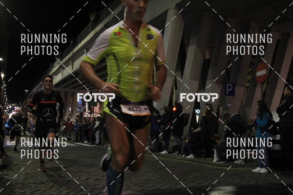 Buy your photos of the eventS�o Silvestre Porto 2019 on Fotop