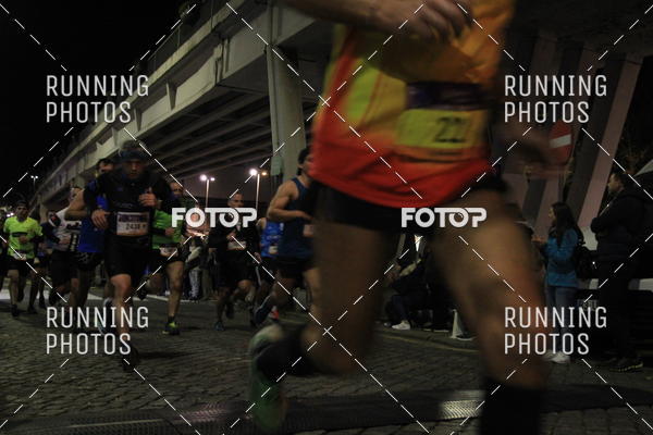Buy your photos of the eventS�o Silvestre Porto 2019 on Fotop