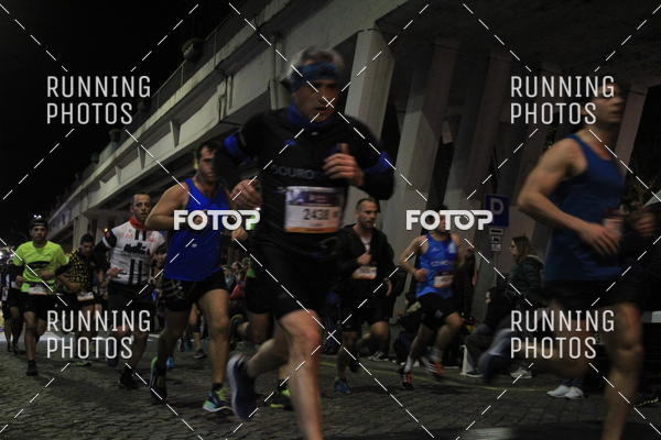 Buy your photos of the eventS�o Silvestre Porto 2019 on Fotop