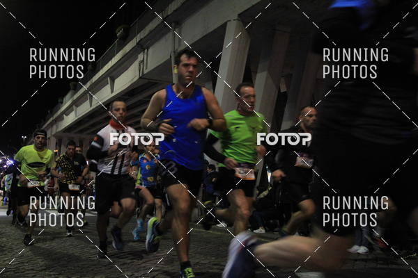 Buy your photos of the eventS�o Silvestre Porto 2019 on Fotop