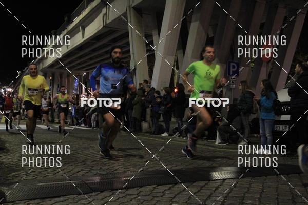 Buy your photos of the eventS�o Silvestre Porto 2019 on Fotop