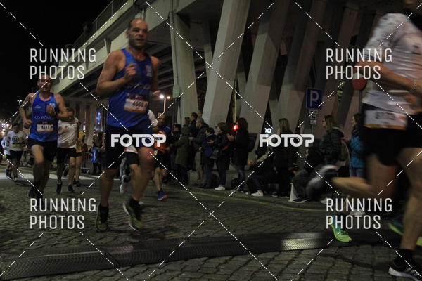 Buy your photos of the eventS�o Silvestre Porto 2019 on Fotop