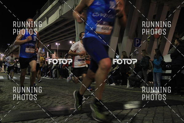 Buy your photos of the eventS�o Silvestre Porto 2019 on Fotop