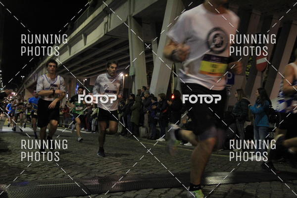 Buy your photos of the eventS�o Silvestre Porto 2019 on Fotop