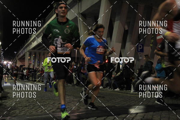 Buy your photos of the eventS�o Silvestre Porto 2019 on Fotop