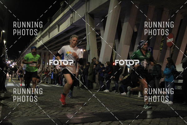 Buy your photos of the eventS�o Silvestre Porto 2019 on Fotop