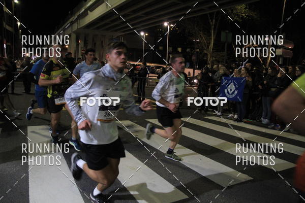 Buy your photos of the eventS�o Silvestre Porto 2019 on Fotop