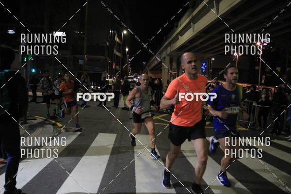 Buy your photos of the eventS�o Silvestre Porto 2019 on Fotop