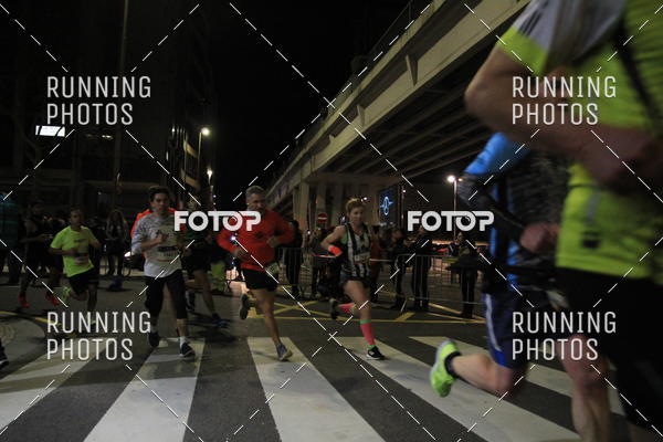 Buy your photos of the eventS�o Silvestre Porto 2019 on Fotop