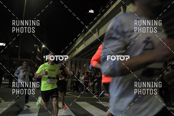 Buy your photos of the eventS�o Silvestre Porto 2019 on Fotop