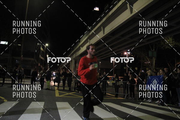 Buy your photos of the eventS�o Silvestre Porto 2019 on Fotop