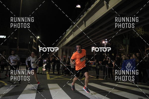 Buy your photos of the eventS�o Silvestre Porto 2019 on Fotop
