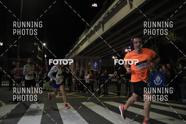 Buy your photos of the eventS�o Silvestre Porto 2019 on Fotop