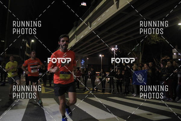 Buy your photos of the eventS�o Silvestre Porto 2019 on Fotop