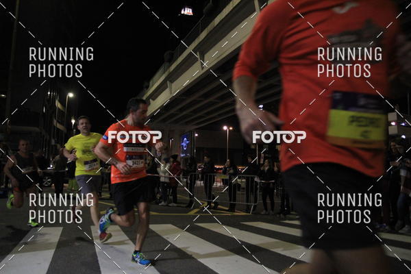 Buy your photos of the eventS�o Silvestre Porto 2019 on Fotop