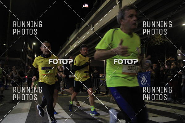 Buy your photos of the eventS�o Silvestre Porto 2019 on Fotop