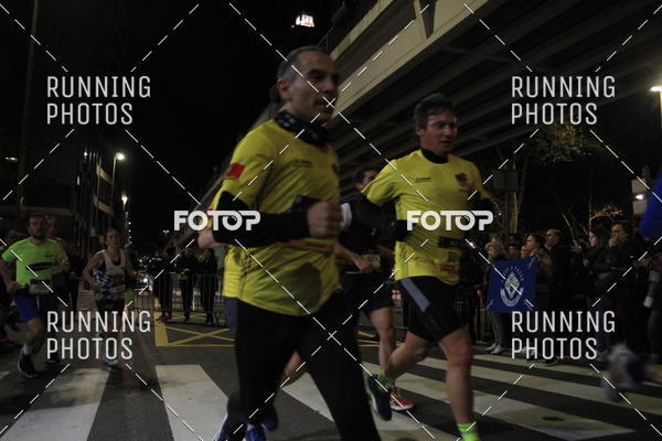 Buy your photos of the eventS�o Silvestre Porto 2019 on Fotop