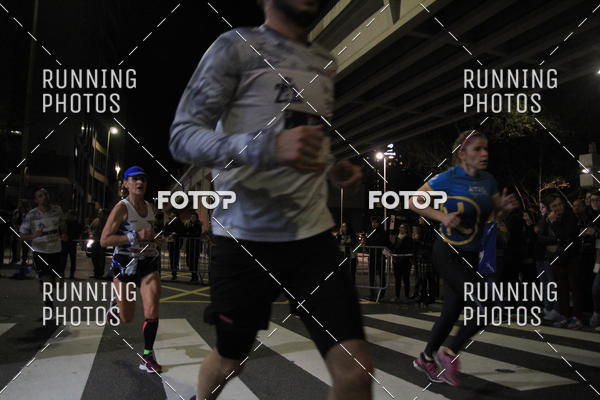 Buy your photos of the eventS�o Silvestre Porto 2019 on Fotop