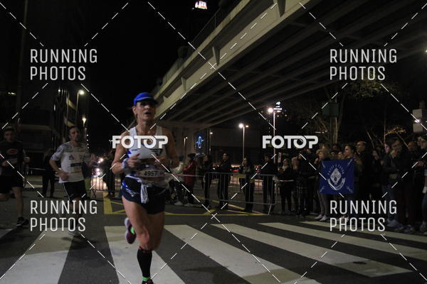Buy your photos of the eventS�o Silvestre Porto 2019 on Fotop