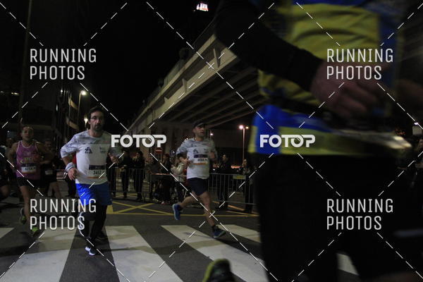 Buy your photos of the eventS�o Silvestre Porto 2019 on Fotop