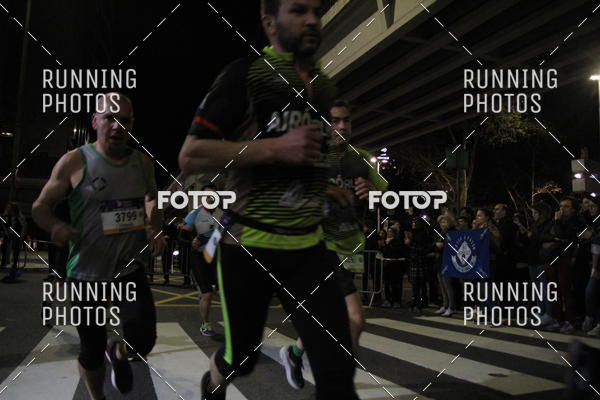 Buy your photos of the eventS�o Silvestre Porto 2019 on Fotop