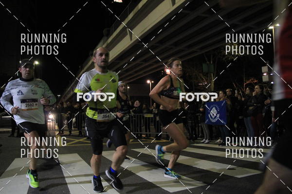 Buy your photos of the eventS�o Silvestre Porto 2019 on Fotop