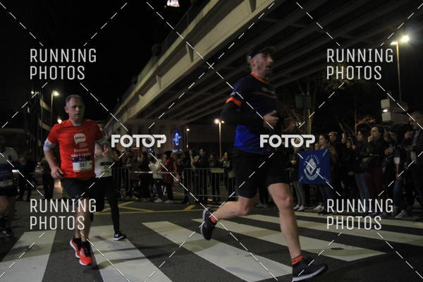 Buy your photos of the eventS�o Silvestre Porto 2019 on Fotop