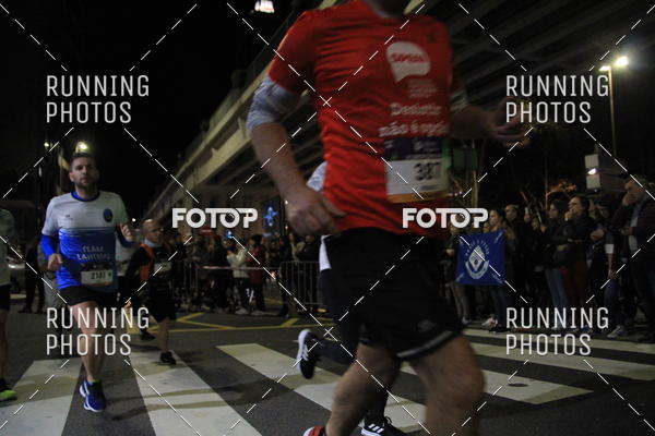 Buy your photos of the eventS�o Silvestre Porto 2019 on Fotop