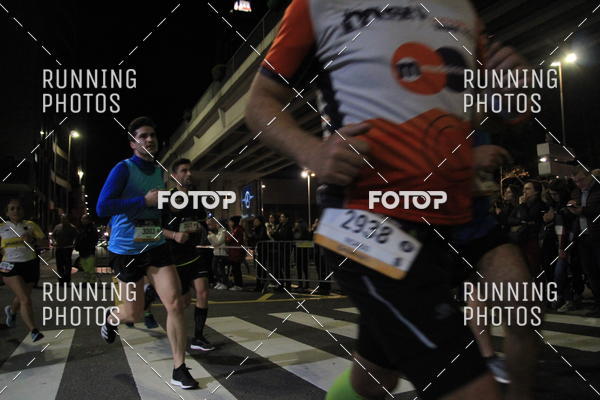 Buy your photos of the eventS�o Silvestre Porto 2019 on Fotop