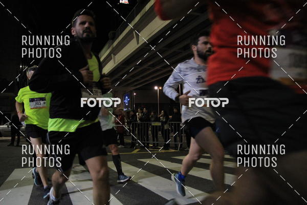 Buy your photos of the eventS�o Silvestre Porto 2019 on Fotop