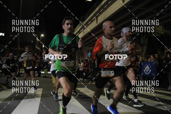 Buy your photos of the eventS�o Silvestre Porto 2019 on Fotop