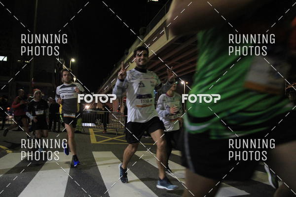 Buy your photos of the eventS�o Silvestre Porto 2019 on Fotop