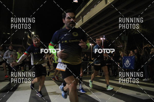 Buy your photos of the eventS�o Silvestre Porto 2019 on Fotop