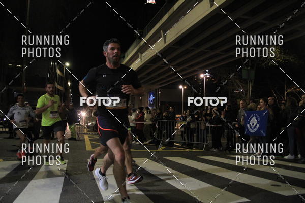 Buy your photos of the eventS�o Silvestre Porto 2019 on Fotop