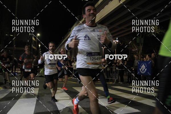 Buy your photos of the eventS�o Silvestre Porto 2019 on Fotop