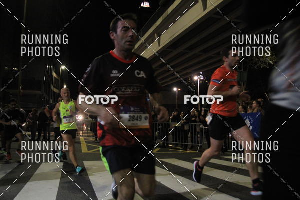 Buy your photos of the eventS�o Silvestre Porto 2019 on Fotop