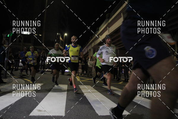 Buy your photos of the eventS�o Silvestre Porto 2019 on Fotop