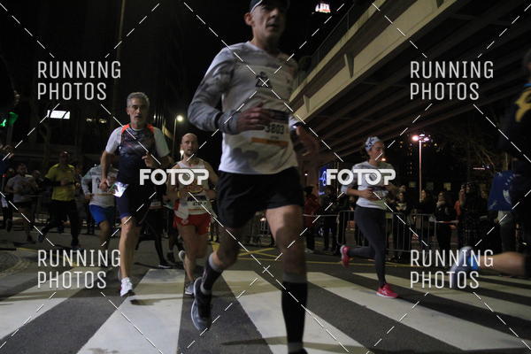 Buy your photos of the eventS�o Silvestre Porto 2019 on Fotop