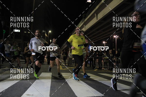 Buy your photos of the eventS�o Silvestre Porto 2019 on Fotop