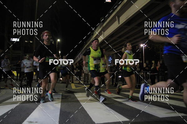 Buy your photos of the eventS�o Silvestre Porto 2019 on Fotop