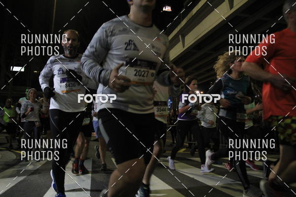 Buy your photos of the eventS�o Silvestre Porto 2019 on Fotop